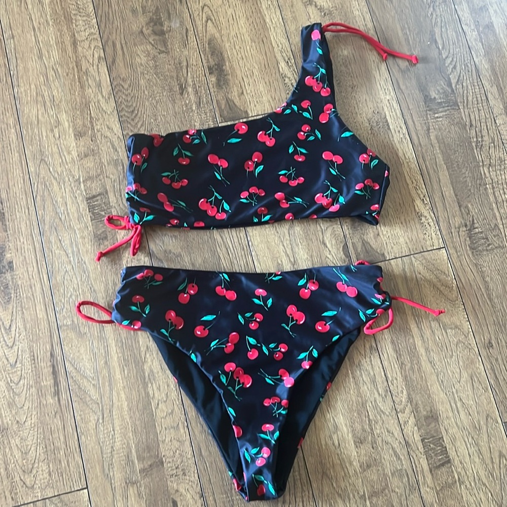 Bikini two piece cherry swimsuit size large
